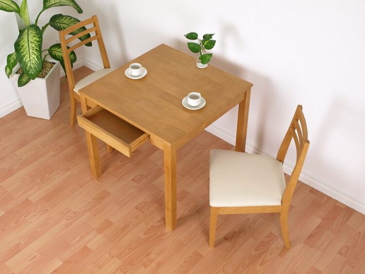 Kích thước bàn ăn phải hợp với phong thủy