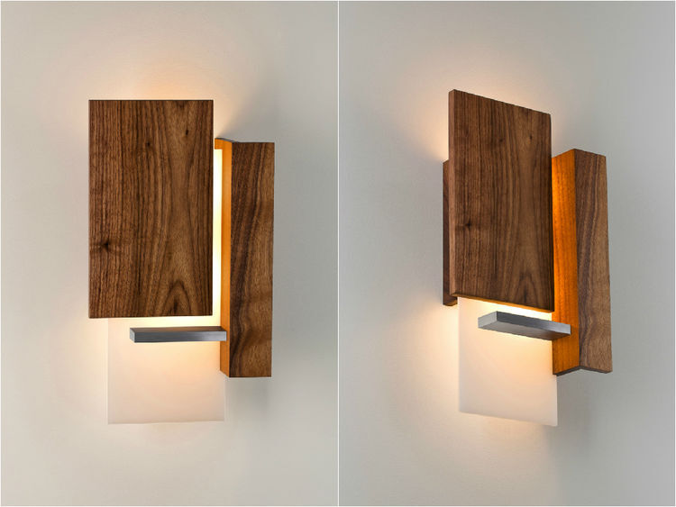 Đèn tường bằng gỗ