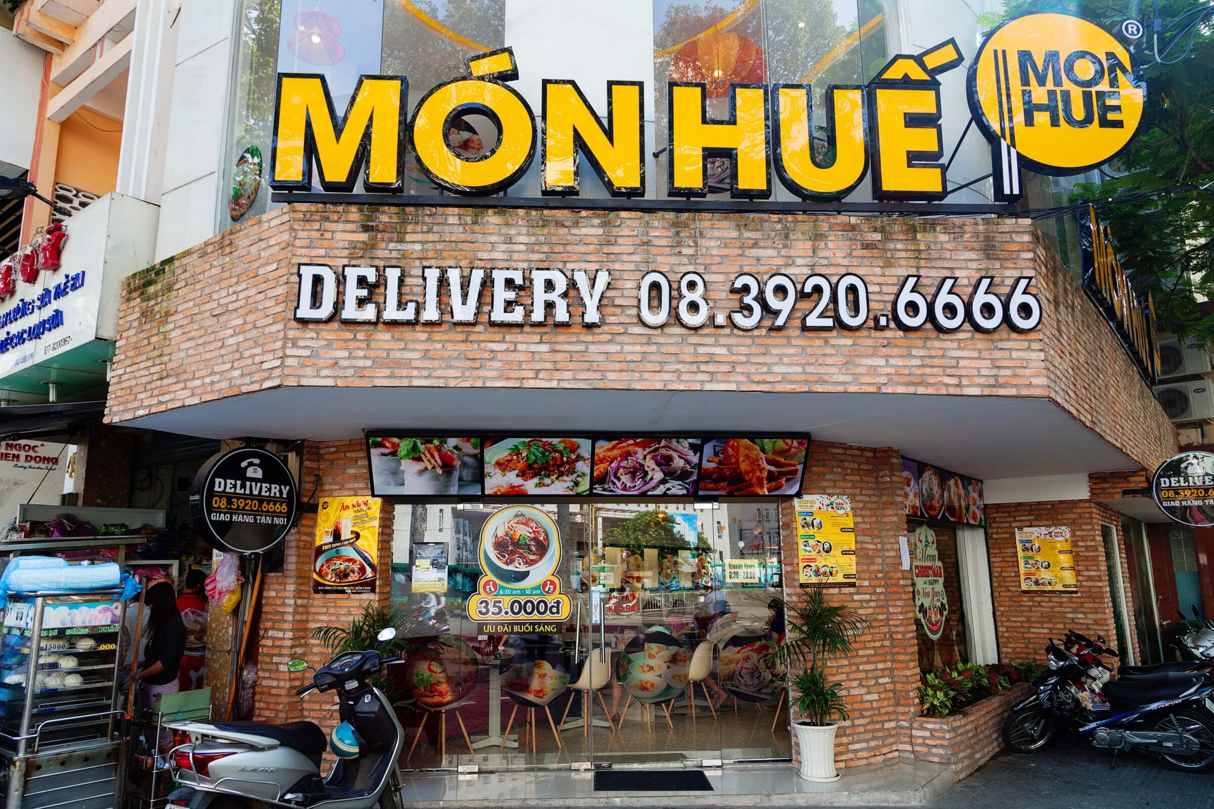 Bảng hiệu quán ăn có vai trò hết sức quan trọng