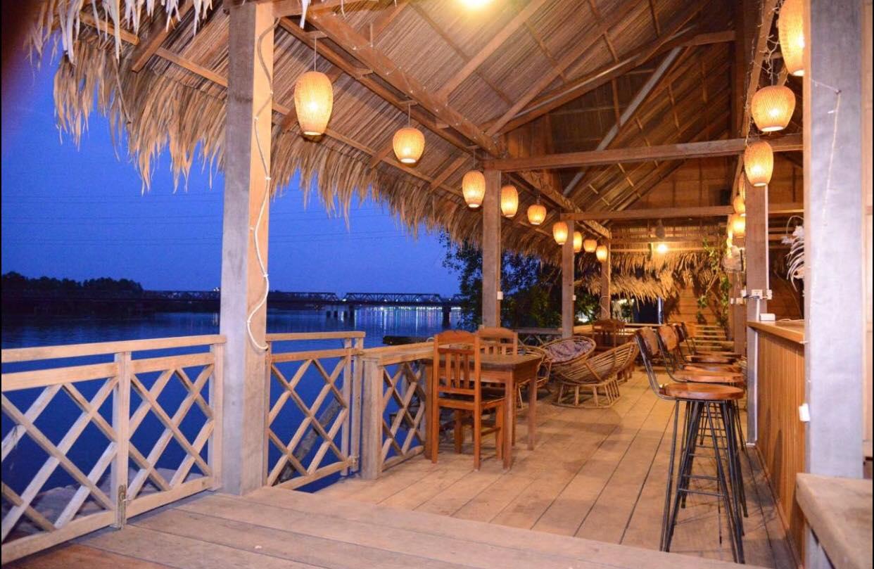 Chất liệu khi thiết kế quán ăn bình dân cần đơn giản, không quá cầu kỳ