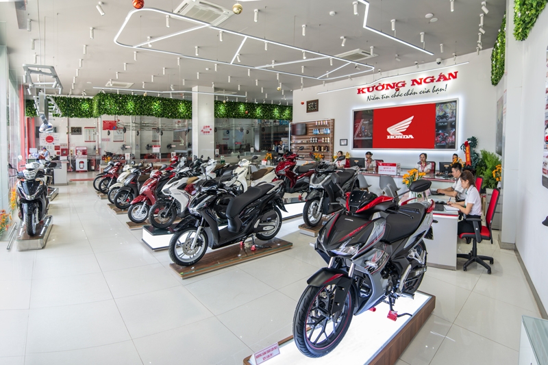 Thiết kế cửa hàng xe máy truyền thống