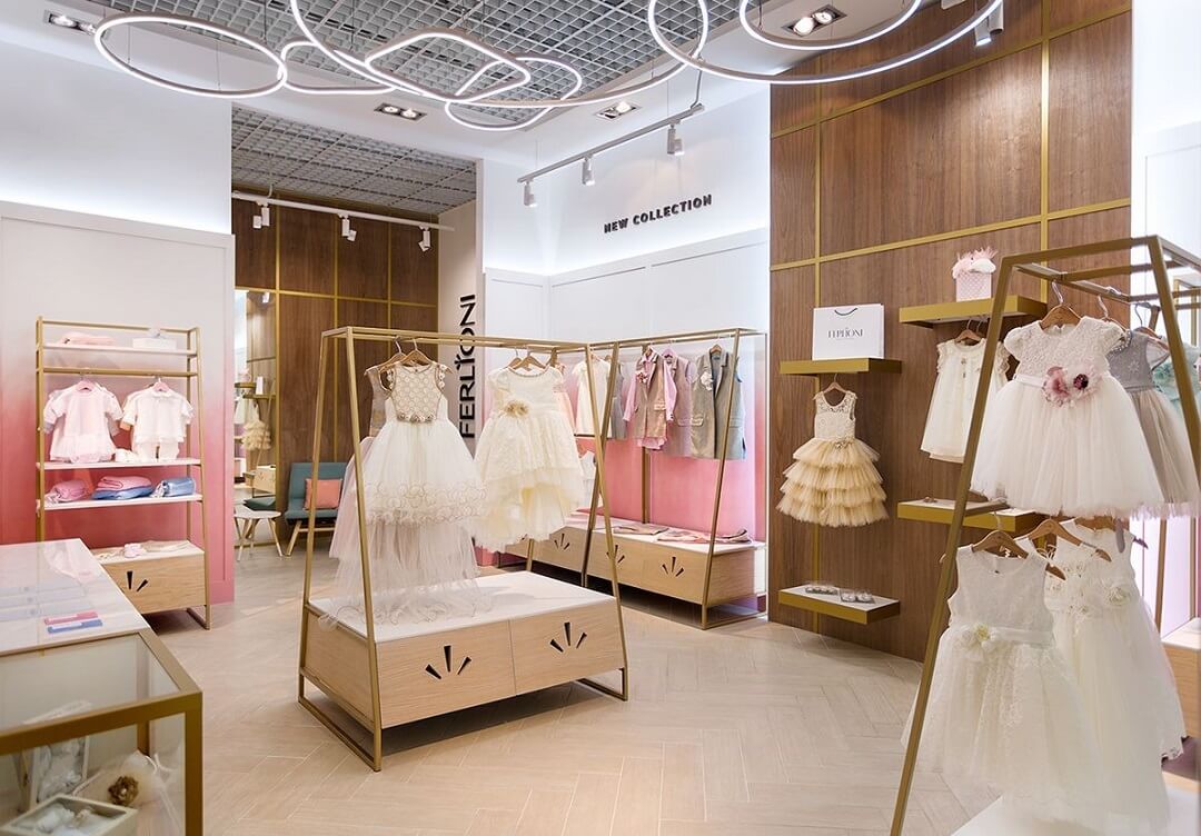 Tiêu chí đánh giá trang trí shop quần áo trẻ em diện tích nhỏ
