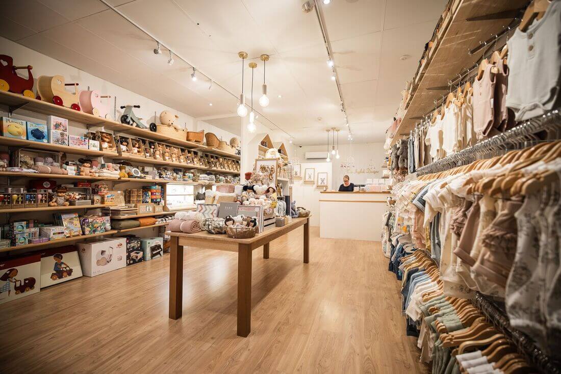 mẫu shop quần áo trẻ em - Pendecor