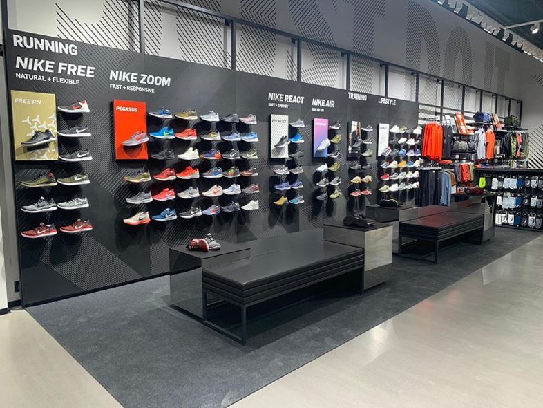 thiet ke shop giay dep nam Pendecor