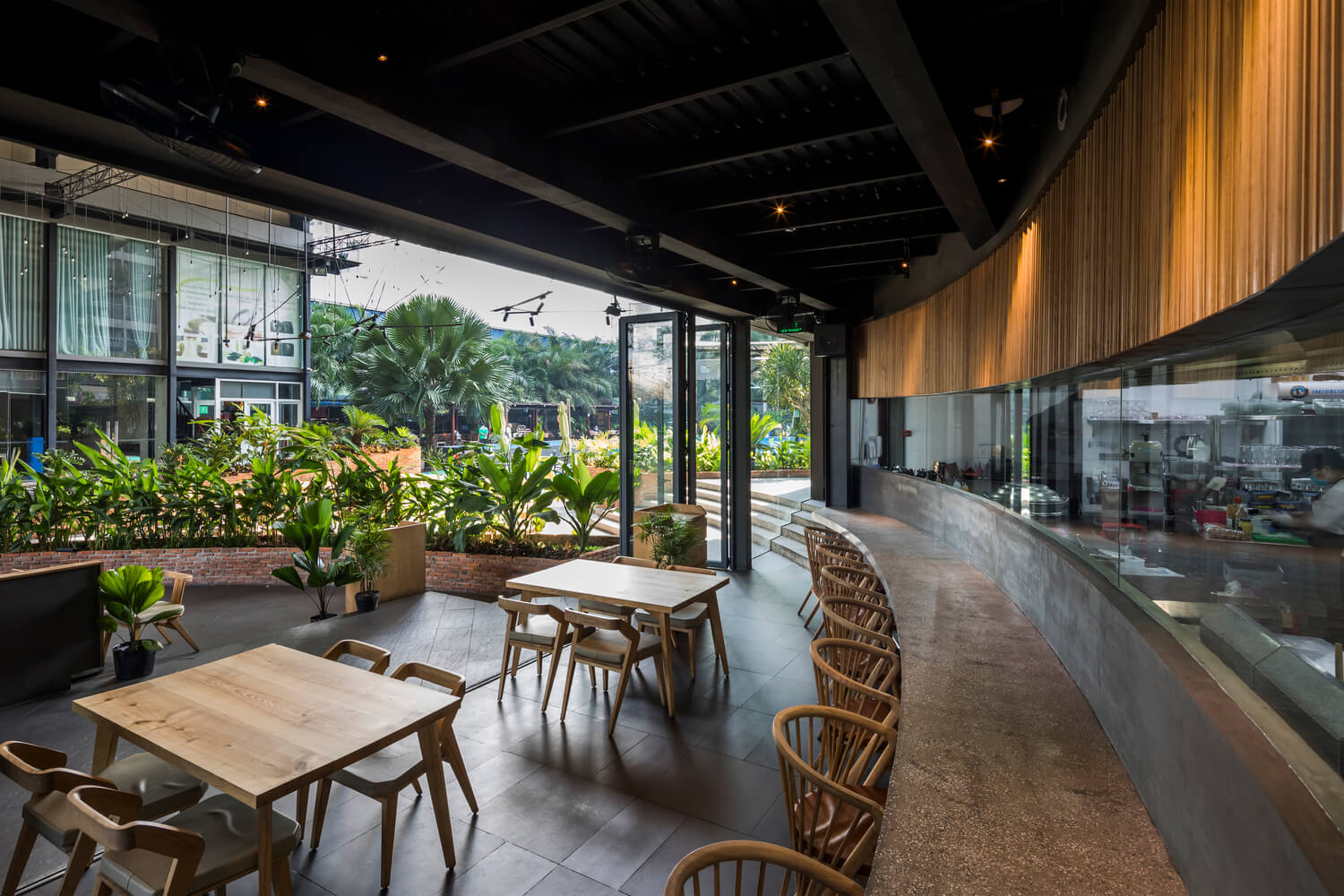 mẫu trang trí nhà hàng đẹp Pendecor