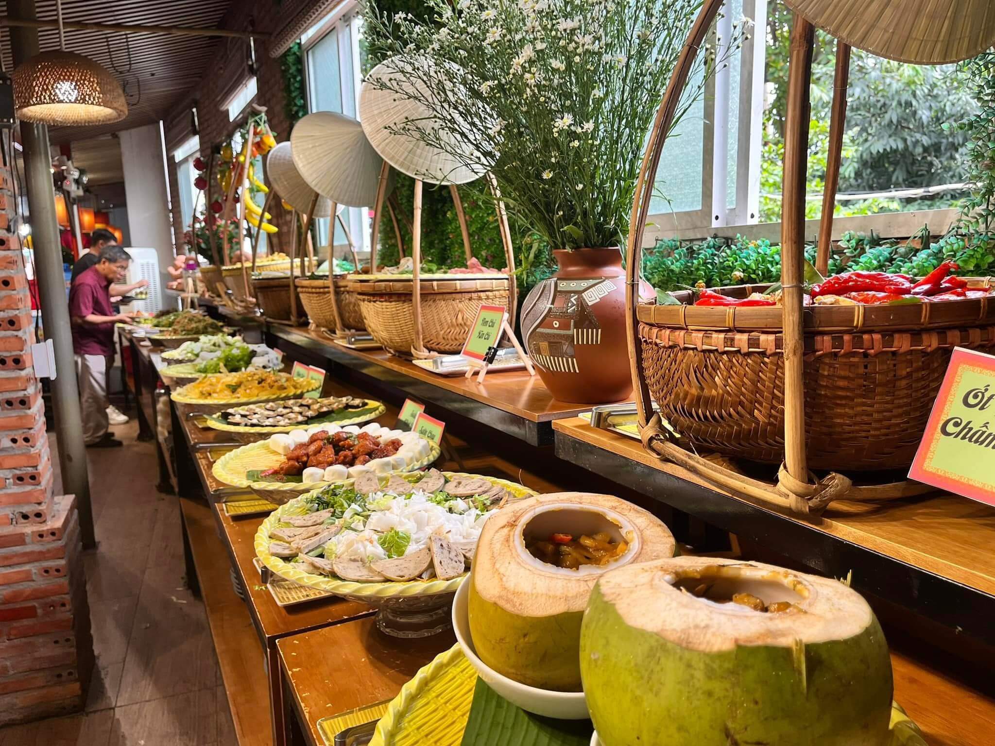 cách setup quầy buffet Pendecor
