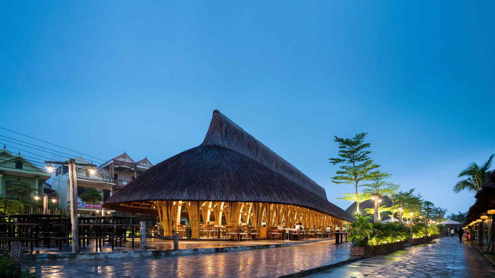 thiết kế nhà hàng bằng tre Pendecor