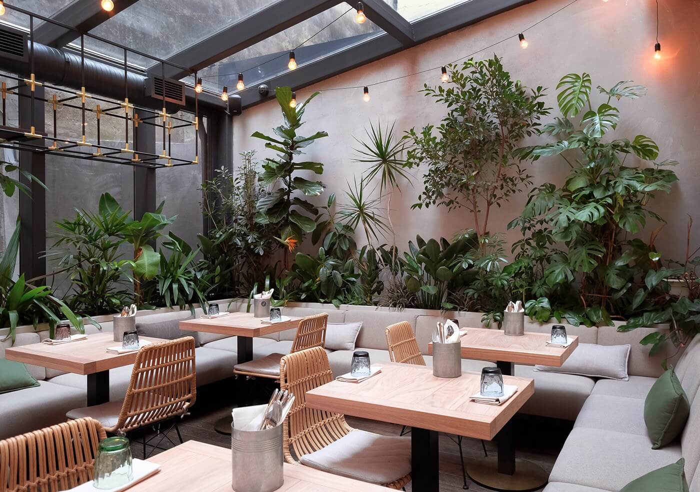 cafe san vuon dep Pendecor