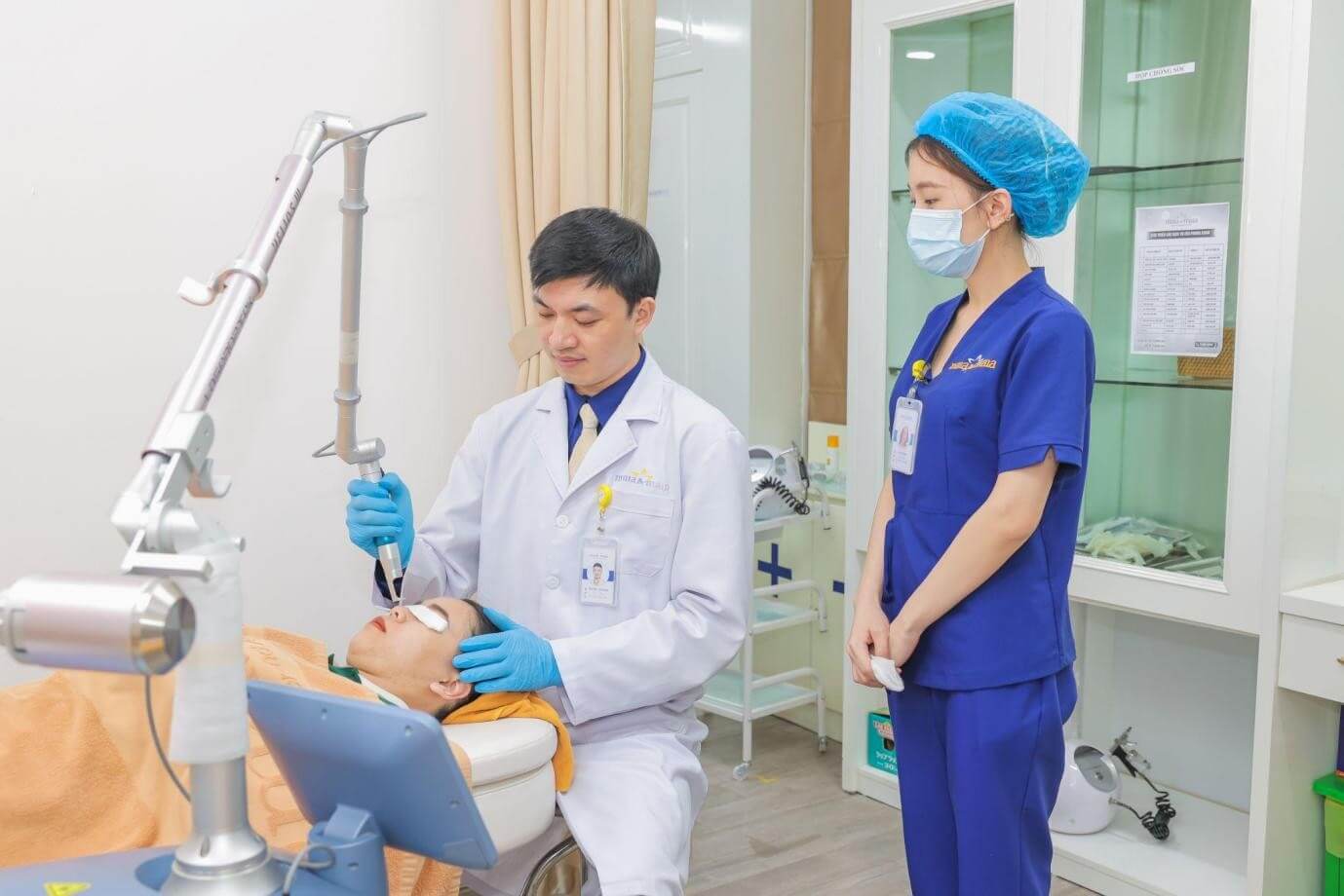 thiết kế phòng khám